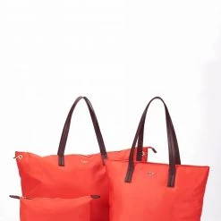 OSPREY LONDON The Wanderer Nylon Washbag Black -OSPREY LONDON Sales unnamed file 1116 scaled