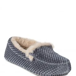 Totes Grey Isotoner Ladies Textured Velour Moccasin Slippers 8 Totes Grey Isotoner Ladies Textured Velour Moccasin Slippers -OSPREY LONDON Sales unnamed file 1443 scaled