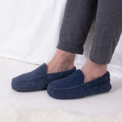 Totes Blue Isotoner Mens Felt Moccasin With Contrast Binding Slippers