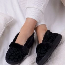 Totes Black Isotoner Ladies Velour Full Back Slippers