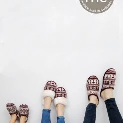 Totes Red Totes Mens Family Collection Fairsile Mule Slippers -OSPREY LONDON Sales unnamed file 1577 scaled