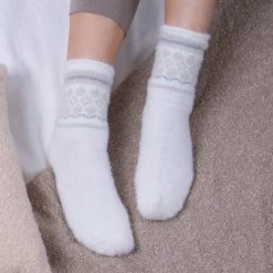 Totes Cream Ladies Twin Pack Fluffy Fair Isle Bed Socks -OSPREY LONDON Sales unnamed file 1778 scaled