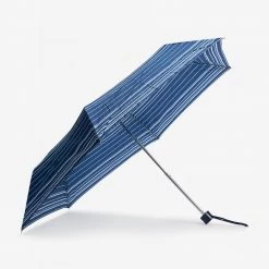 Totes Blue Supermini & Knit Glove -OSPREY LONDON Sales unnamed file 1794 scaled