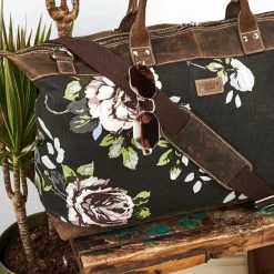 OSPREY LONDON The Hunter Black Rose Canvas And Leather Weekend Holdall -OSPREY LONDON Sales unnamed file 647 scaled