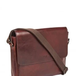 OSPREY LONDON Carter Saddle Leather Large Messenger Bag Black 10 OSPREY LONDON Carter Saddle Leather Large Messenger Bag Black -OSPREY LONDON Sales unnamed file 788 scaled